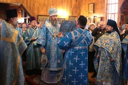 17-Архиепископ Амфилохий возглавил праздничное богослужение в день престольного торжества Покровского собора города Усть-Каменогорска