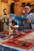 47-Архиепископ Амфилохий возглавил праздничное богослужение в день престольного торжества Покровского собора города Усть-Каменогорска
