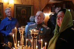 88-Архиепископ Амфилохий возглавил праздничное богослужение в день престольного торжества Покровского собора города Усть-Каменогорска
