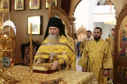 6-Божественная Литургия в Андреевском кафедральном соборе