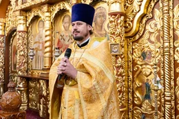 21-Архиепископ Усть-Каменогорский и Семипалатинский Амфилохий принял участие в духовных торжествах, состоявшихся в Никольском соборе Алма-Аты, в день памяти  священноисповедника Николая, митрополита Казахстанского