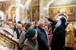 30-Архиепископ Усть-Каменогорский и Семипалатинский Амфилохий принял участие в духовных торжествах, состоявшихся в Никольском соборе Алма-Аты, в день памяти  священноисповедника Николая, митрополита Казахстанского