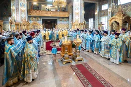 3-Управляющий Усть-Каменогорской и Семипалатинской епархии в праздник Иверской иконы Божией Матери принял участие в престольном торжестве в Иверско-Серафимовском монастыре Алма-Аты