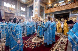8-Управляющий Усть-Каменогорской и Семипалатинской епархии в праздник Иверской иконы Божией Матери принял участие в престольном торжестве в Иверско-Серафимовском монастыре Алма-Аты