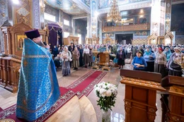 16-Управляющий Усть-Каменогорской и Семипалатинской епархии в праздник Иверской иконы Божией Матери принял участие в престольном торжестве в Иверско-Серафимовском монастыре Алма-Аты