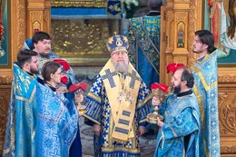 17-Управляющий Усть-Каменогорской и Семипалатинской епархии в праздник Иверской иконы Божией Матери принял участие в престольном торжестве в Иверско-Серафимовском монастыре Алма-Аты
