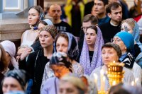 10-В праздник Феодоровской иконы Божией Матери архиепископ Усть-Каменогорский и Семипалатинский Амфилохий сослужил Главе Митрополичьего округа за Божественной Литургией в главном храме Южной столицы