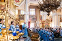 26-В праздник Феодоровской иконы Божией Матери архиепископ Усть-Каменогорский и Семипалатинский Амфилохий сослужил Главе Митрополичьего округа за Божественной Литургией в главном храме Южной столицы