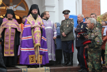 1-Усть-Каменогорск встретил часть Святого и Животворящего Креста Господня