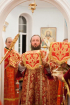 17-В память мученической кончины Царской семьи епископ Усть-Каменогорский и Семипалатинский Амфилохий совершил ночную Литургию в храме во имя святых Царственных страстотерпцев