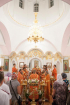 19-В память мученической кончины Царской семьи епископ Усть-Каменогорский и Семипалатинский Амфилохий совершил ночную Литургию в храме во имя святых Царственных страстотерпцев