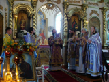 3-В праздник Воздвижения Честного и Животворящего Креста Господня Преосвященнейший Амфилохий, епископ Усть-Каменогорский и Семипалатинский, возглавил Божественную литургию в Воскресенском кафедральном соборе Семипалатинска