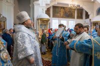 15-Епископ Амфилохий сослужил Главе Православной Церкви Казахстана в день празднования Казанской иконы Божией Матери