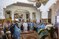 16-Епископ Амфилохий сослужил Главе Православной Церкви Казахстана в день празднования Казанской иконы Божией Матери
