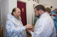 22-Епископ Амфилохий сослужил Главе Православной Церкви Казахстана в день празднования Казанской иконы Божией Матери