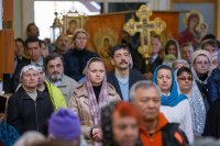 27-Епископ Амфилохий сослужил Главе Православной Церкви Казахстана в день празднования Казанской иконы Божией Матери
