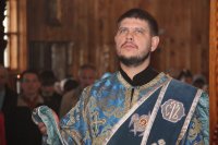 18-Похвала Пресвятой Богородицы. Преосвященный епископ Амфилохий совершил богослужение в Свято-Покровском храме г.Усть-Каменогорска по случаю 10-летия со дня его открытия