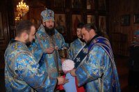 31-Похвала Пресвятой Богородицы. Преосвященный епископ Амфилохий совершил богослужение в Свято-Покровском храме г.Усть-Каменогорска по случаю 10-летия со дня его открытия