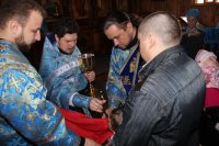 33-Похвала Пресвятой Богородицы. Преосвященный епископ Амфилохий совершил богослужение в Свято-Покровском храме г.Усть-Каменогорска по случаю 10-летия со дня его открытия
