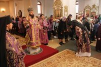 5-Служение епископа Амфилохия в Неделю 5-ю Великого поста