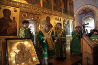 12-Управляющий Усть-Каменогорской и Семипалатинской епархией епископ Амфилохий принял участие в соборном служении Божественной Литургии в день памяти святого праведного старца Феодора в Томске