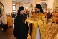 1-В Неделю 17-ю по Пятидесятнице  епископ Амфилохий совершил Литургию  в кафедральном соборе Усть-Каменогорска