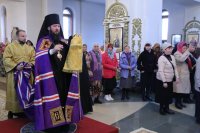 2-В Неделю 17-ю по Пятидесятнице  епископ Амфилохий совершил Литургию  в кафедральном соборе Усть-Каменогорска