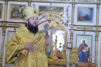 9-В Неделю 17-ю по Пятидесятнице  епископ Амфилохий совершил Литургию  в кафедральном соборе Усть-Каменогорска
