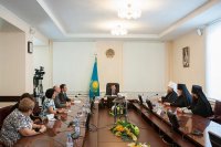 3-Состоялась встреча митрополита Александра с администрацией Южно-Казахстанской области