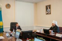 11-Состоялась встреча митрополита Александра с администрацией Южно-Казахстанской области