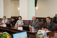 12-Состоялась встреча митрополита Александра с администрацией Южно-Казахстанской области