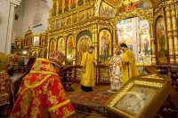 3-Епископ Усть-Каменогорский и Семипалатинский Амфилохий сослужил Предстоятелю Православной Церкви Казахстана в главном храме Алма-Аты