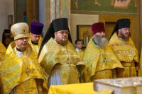 5-Епископ Усть-Каменогорский и Семипалатинский Амфилохий сослужил Предстоятелю Православной Церкви Казахстана в главном храме Алма-Аты