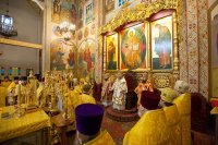 7-Епископ Усть-Каменогорский и Семипалатинский Амфилохий сослужил Предстоятелю Православной Церкви Казахстана в главном храме Алма-Аты