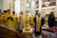 16-Епископ Усть-Каменогорский и Семипалатинский Амфилохий сослужил Предстоятелю Православной Церкви Казахстана в главном храме Алма-Аты