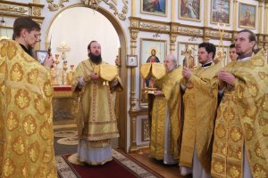 В Неделю 26-ю по Пятидесятнице Управляющий Усть-Каменогорской епархии совершил Литургию в главном храме Восточно-Казахстанской области