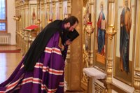 6-В Неделю 26-ю по Пятидесятнице Управляющий Усть-Каменогорской епархии совершил Литургию в главном храме Восточно-Казахстанской области