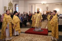 11-В Неделю 26-ю по Пятидесятнице Управляющий Усть-Каменогорской епархии совершил Литургию в главном храме Восточно-Казахстанской области