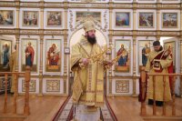 15-В Неделю 26-ю по Пятидесятнице Управляющий Усть-Каменогорской епархии совершил Литургию в главном храме Восточно-Казахстанской области