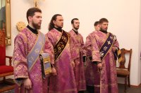 9-Епископ Амфилохий совершил Божественную Литургию в Свято-Андреевском кафедральном соборе