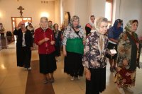 9-В день памяти великомученика и целителя Пантелеимона епископ Усть-Каменогорский и Семипалатинский Амфилохий совершил Литургию в Свято-Андреевском кафедральном соборе города Усть-Каменогорска