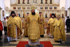 Архиерейская Литургия в Андреевском кафедральном соборе Усть-Каменогорска