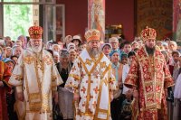 15-Верующие старейшего города Казахстана поклоняются Поясу Пресвятой Богородицы