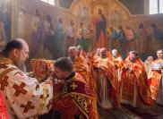 24-Верующие старейшего города Казахстана поклоняются Поясу Пресвятой Богородицы
