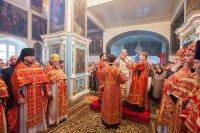 10-В Неделю о расслабленном Глава Казахстанского Митрополичьего округа совершил Литургию в Михаило-Архангельском соборе Уральска