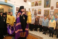 2-В день памяти преподобных схимонаха Кирилла и схимонахини Марии, родителей преподобного Сергия Радонежского Епископ Амфилохий совершил Божественную Литургию в Знаменско-Абалацком женском монастыре города Семипалатинска