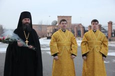 2-Служение Епископа Амфилохия в Неделю по Рождестве Христовом