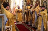14-Служение епископа Амфилохия в Спасо-Воскресенском кафедральном соборе города Семипалатинска