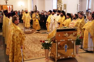 Епископ Усть-Каменогорский и Семипалатинский Амфилохий возглавил торжества по случаю престольного праздника Свято-Андреевского собора в Усть-Каменогорске