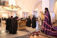 2-Епископ Усть-Каменогорский и Семипалатинский Амфилохий возглавил торжества по случаю престольного праздника Свято-Андреевского собора в Усть-Каменогорске